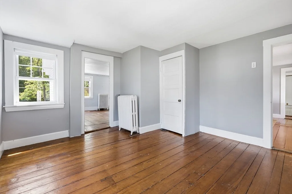 Photo of 39 Main St