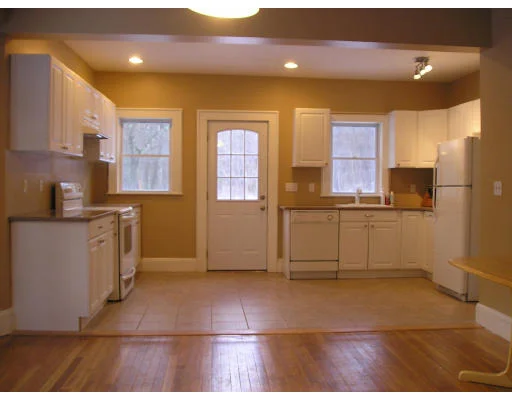 Photo of 348 Main St