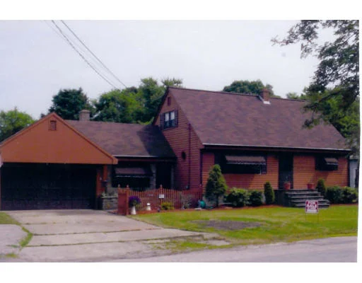 Photo of 62 Hanley St.