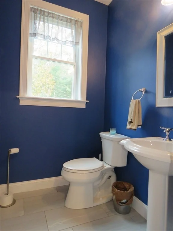 Photo of 33 Cobblestone Ln