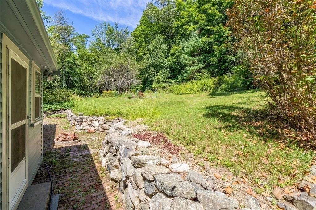 Photo of 495 Edmands Rd
