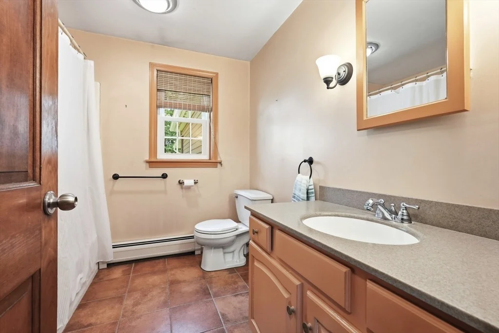 Photo of 590 Middle St.