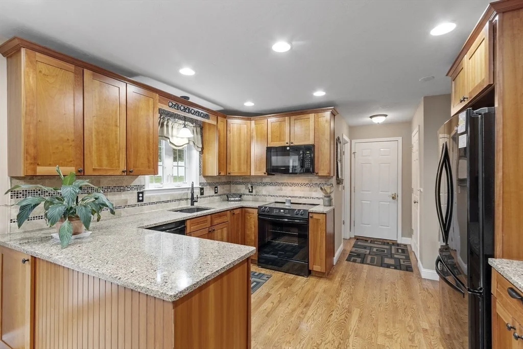 Photo of 74 King Rd