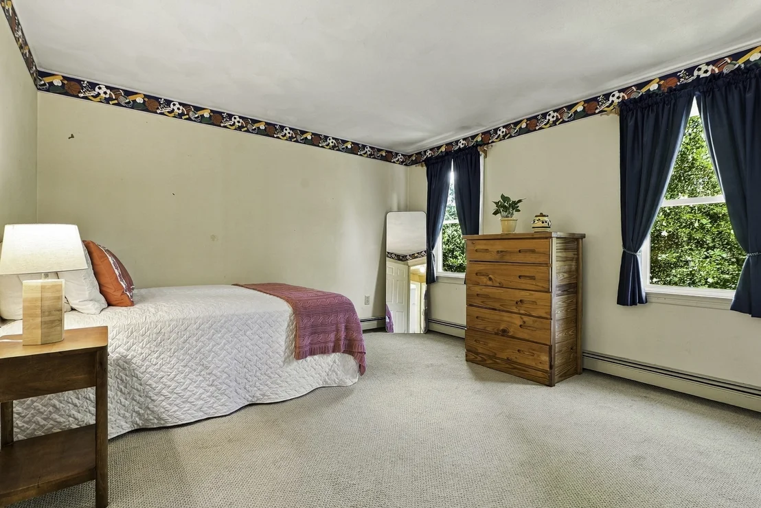 Photo of 4 Florence Cir