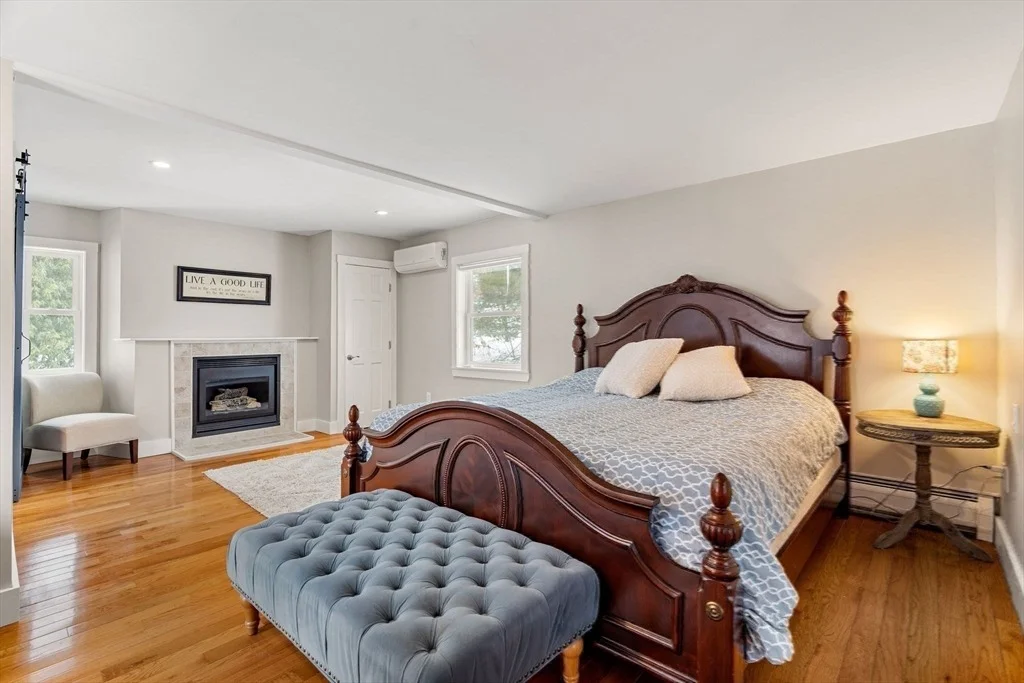 Photo of 30 Bear Hill Road