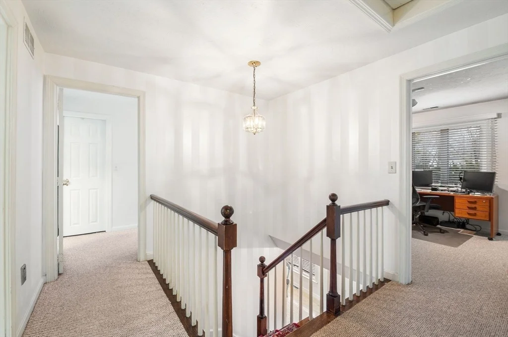 Photo of 3 Willard Ln