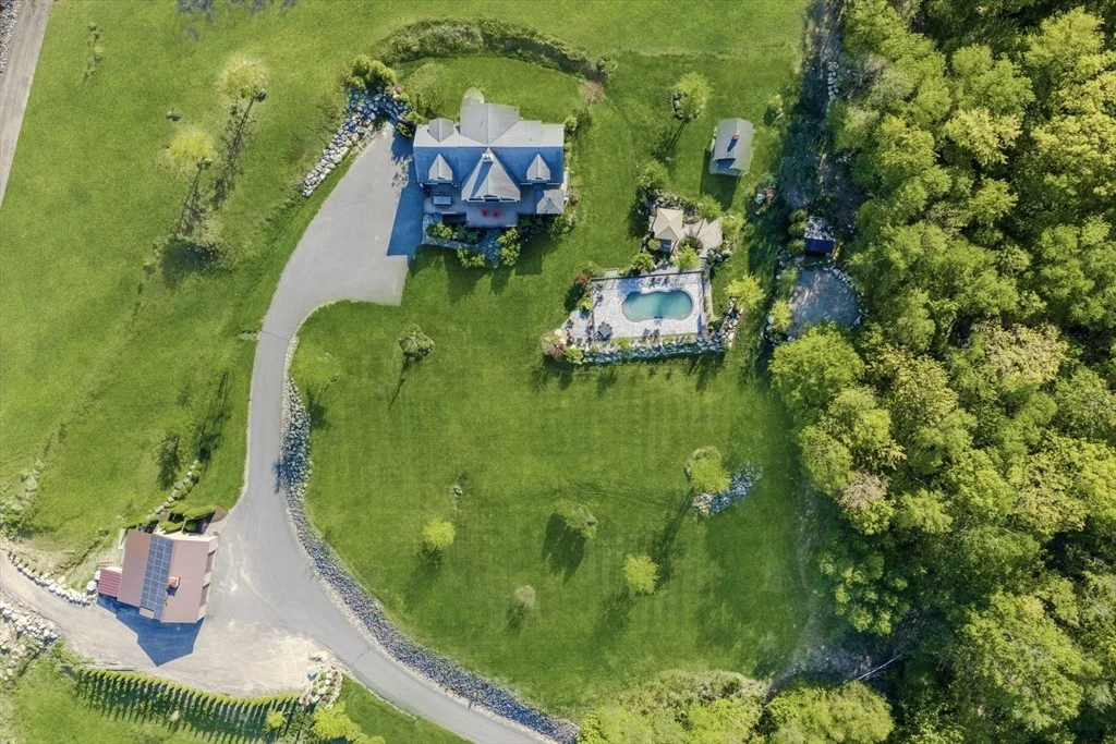 Photo of 329 Southampton Rd