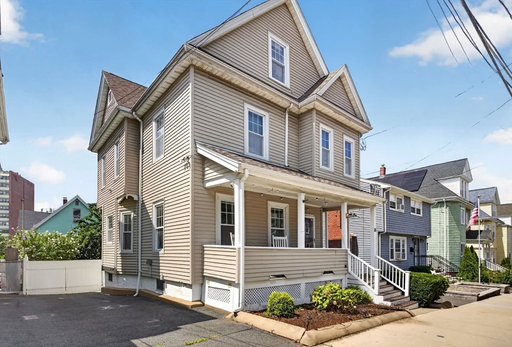 Photo of 18 Henry St