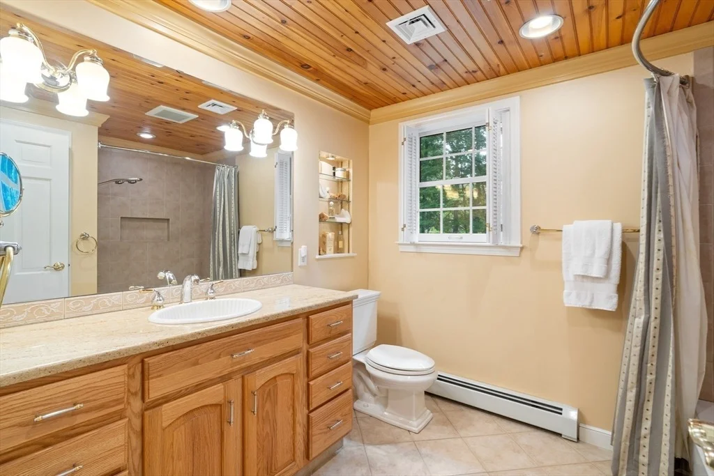 Photo of 2 Knollwood Drive