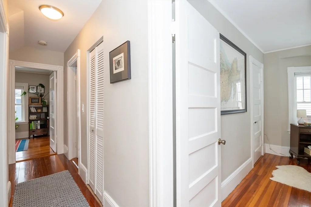 Photo of 8 Roosevelt Avenue