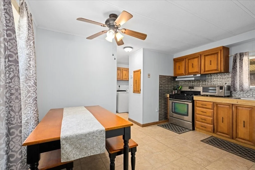 Photo of 21 Ash Ln