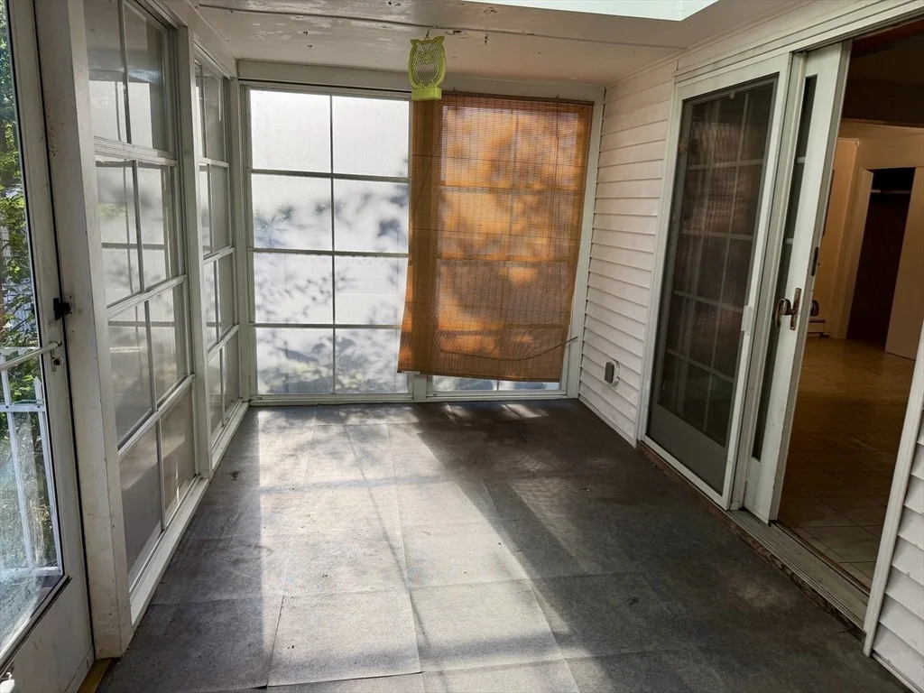 Photo of 18 Flint Ave
