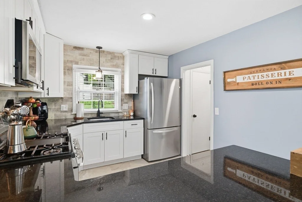 Photo of 620 Roosevelt Ave