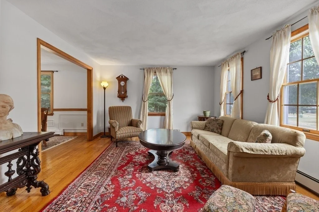 Photo of 7 Trafalgar Ln