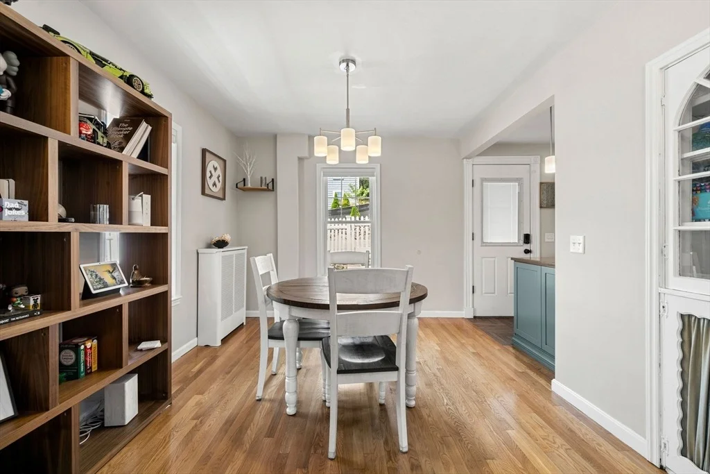 Photo of 90 Forest St