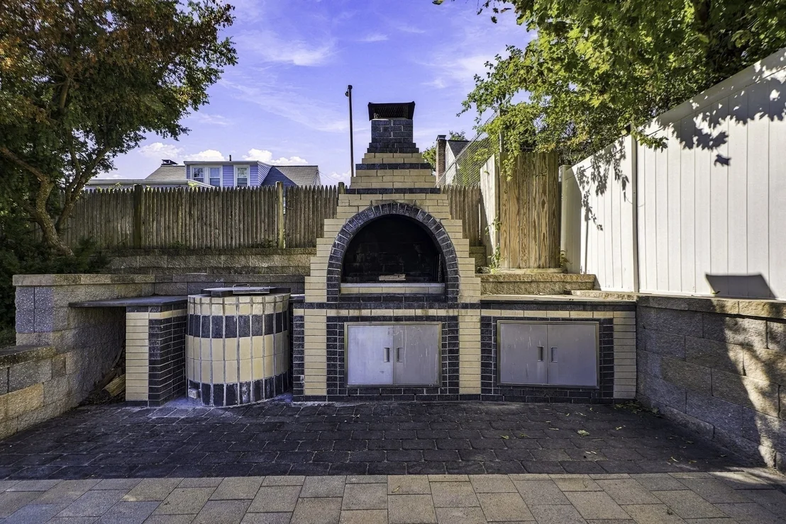 Photo of 47 Rosedale Rd
