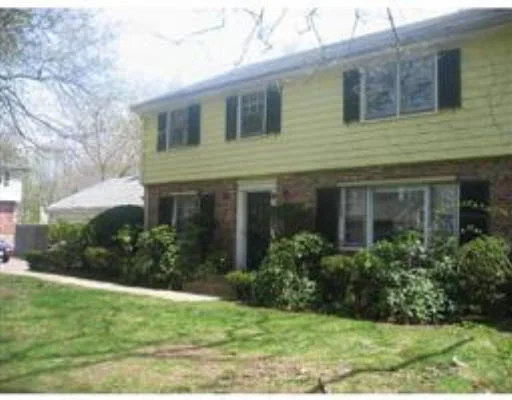 Photo of 5 Shaw Ln