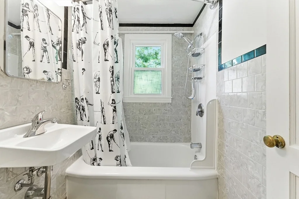 Photo of 171 Lower Beverly Hills