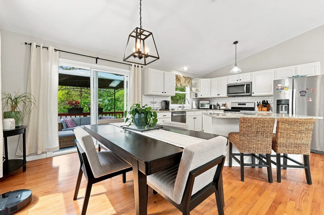 Photo of 32 Mountaindale Rd