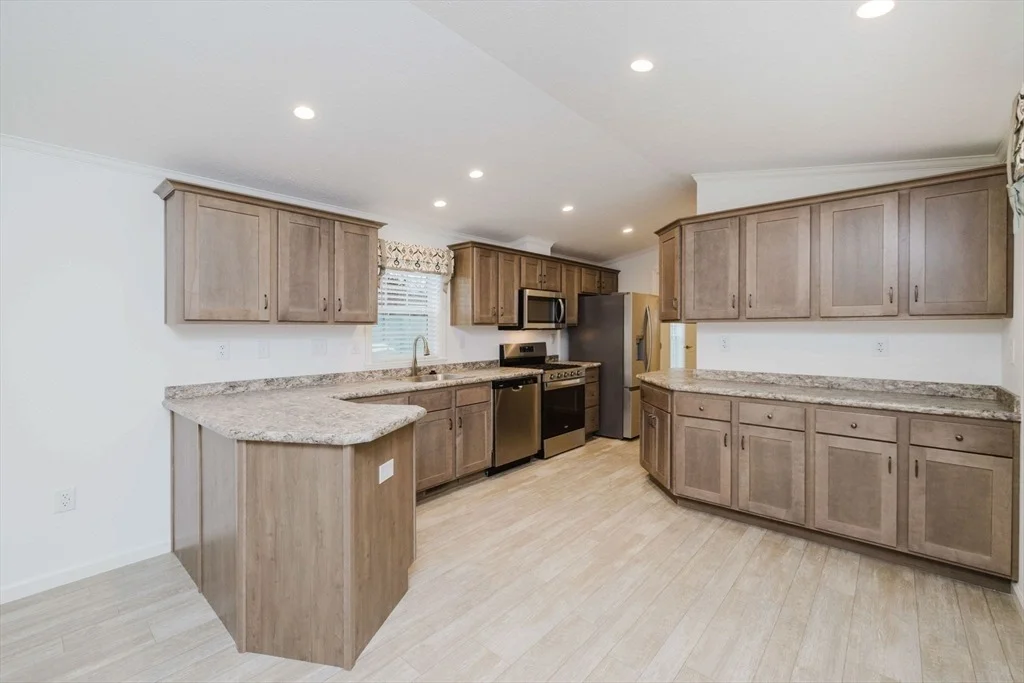 Photo of 80 Bally Dr