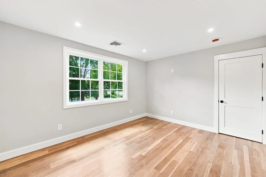 Photo of 7 Viking Rd