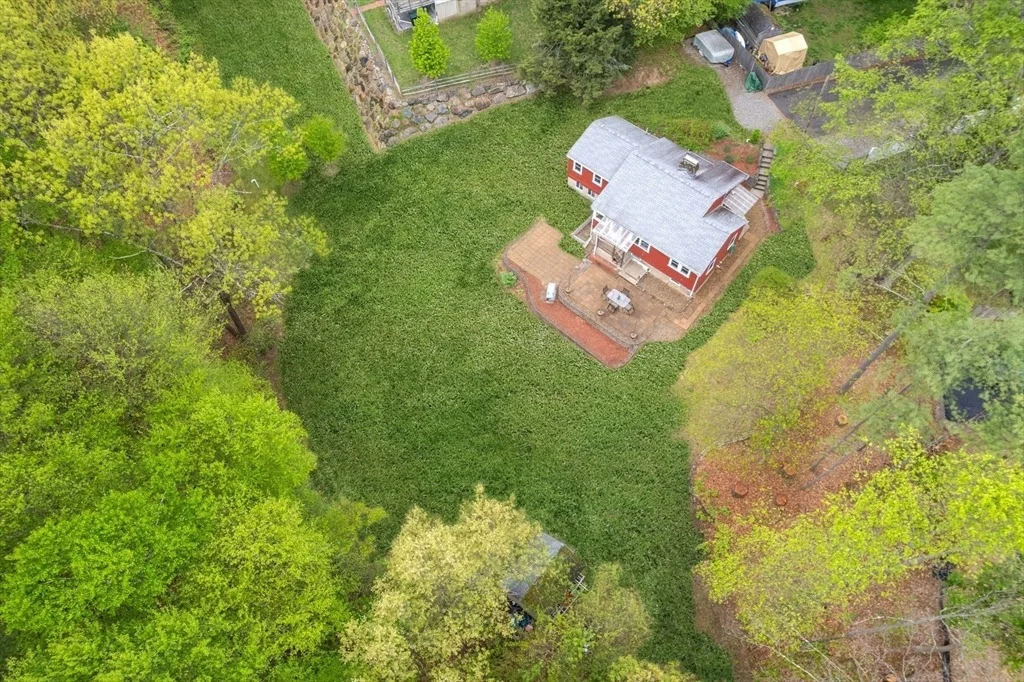Photo of 30 Stonebridge Rd