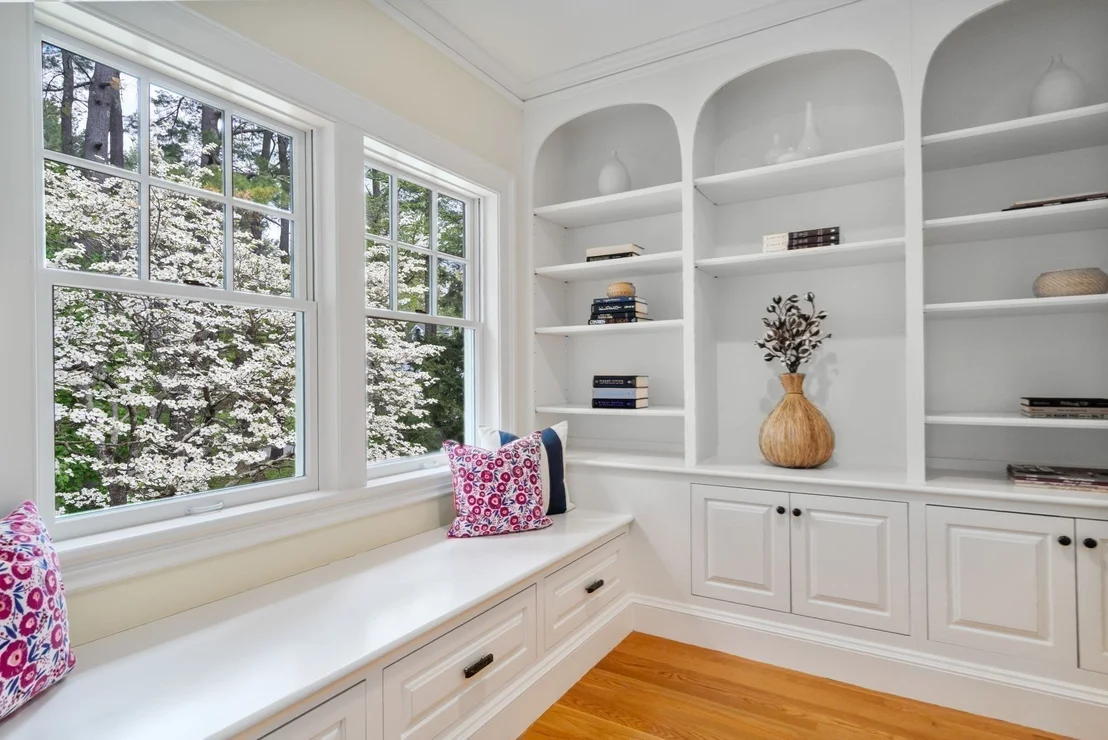 Photo of 1172 Lowell Rd