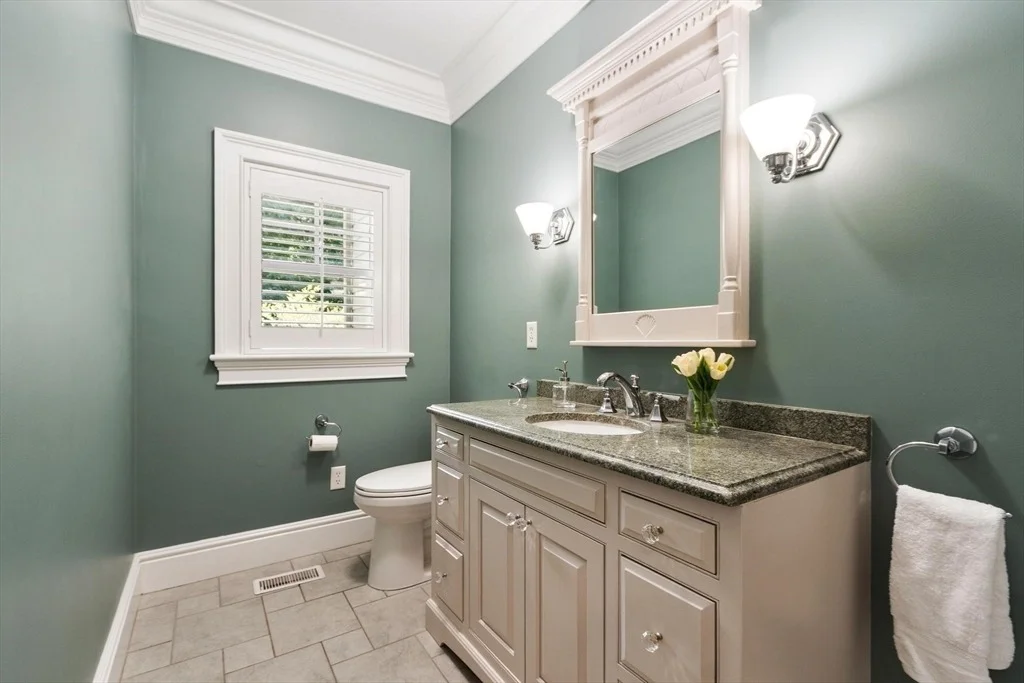 Photo of 64 Tanglewood Way