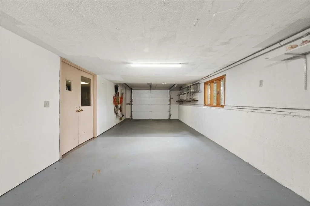 Photo of 27 Juniper St