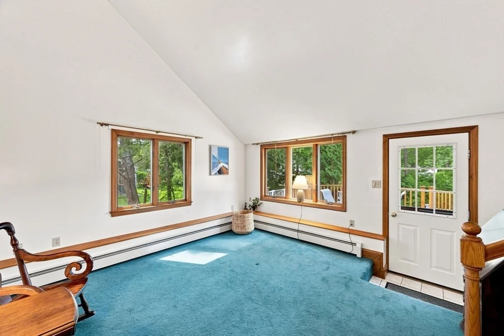 Photo of 6 Cedarview Rd