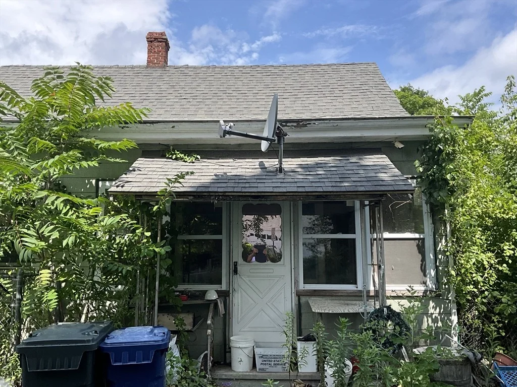 Photo of 640 Mammoth Rd