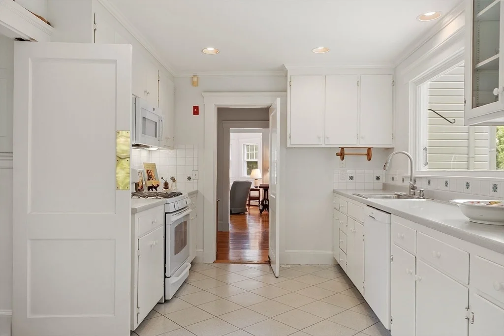 Photo of 10 Torr Street
