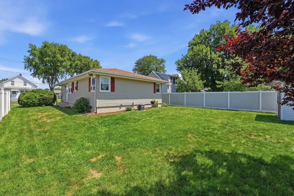 Photo of 35 Beaumont Ave