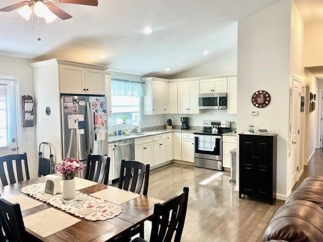 Photo of 4 Valley View Dr