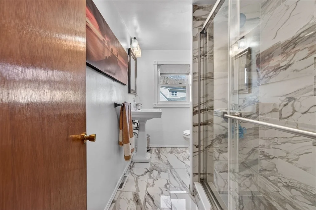 Photo of 77 Sterling St