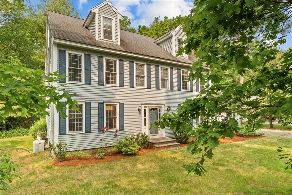Photo of 2 Hickory Ln