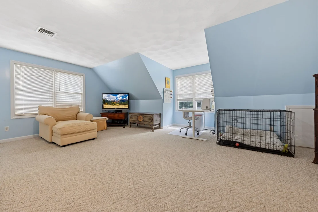 Photo of 115 Cathedral Drive