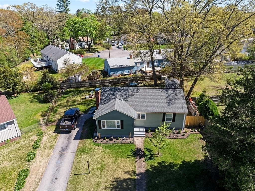 Photo of 136 Phillips Ave