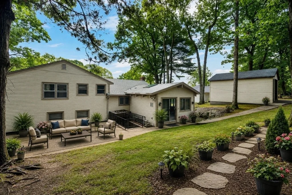 Photo of 40 Himoor Circle