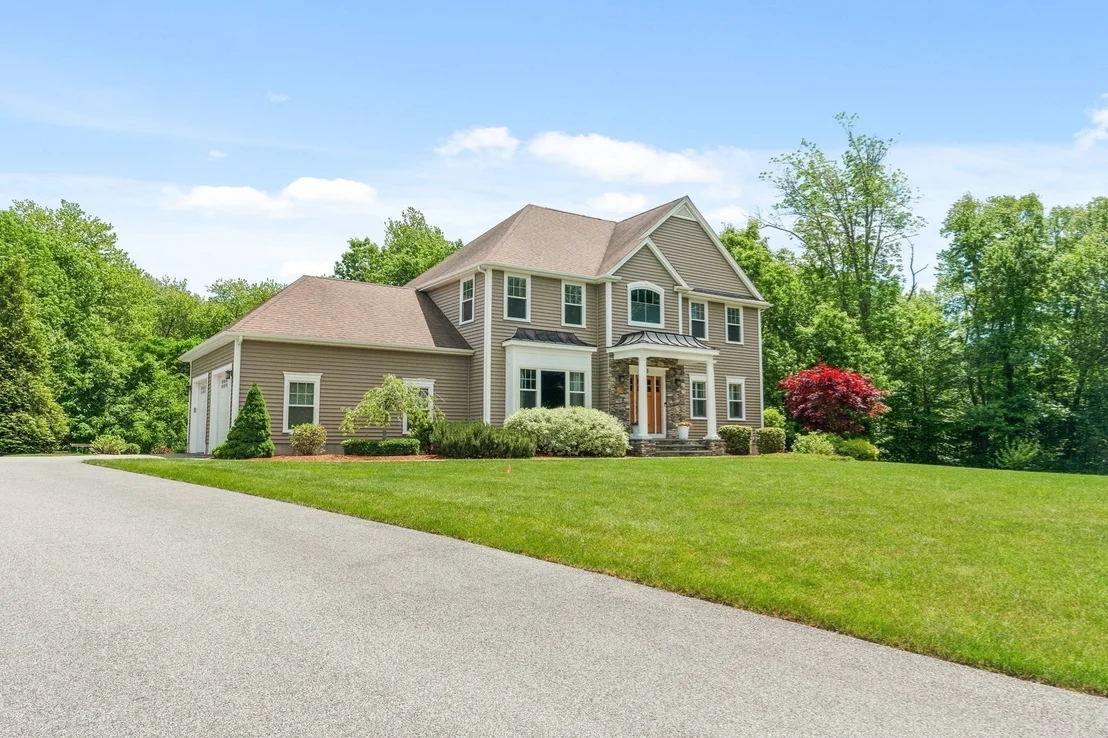 Photo of 5 Clinton Dr