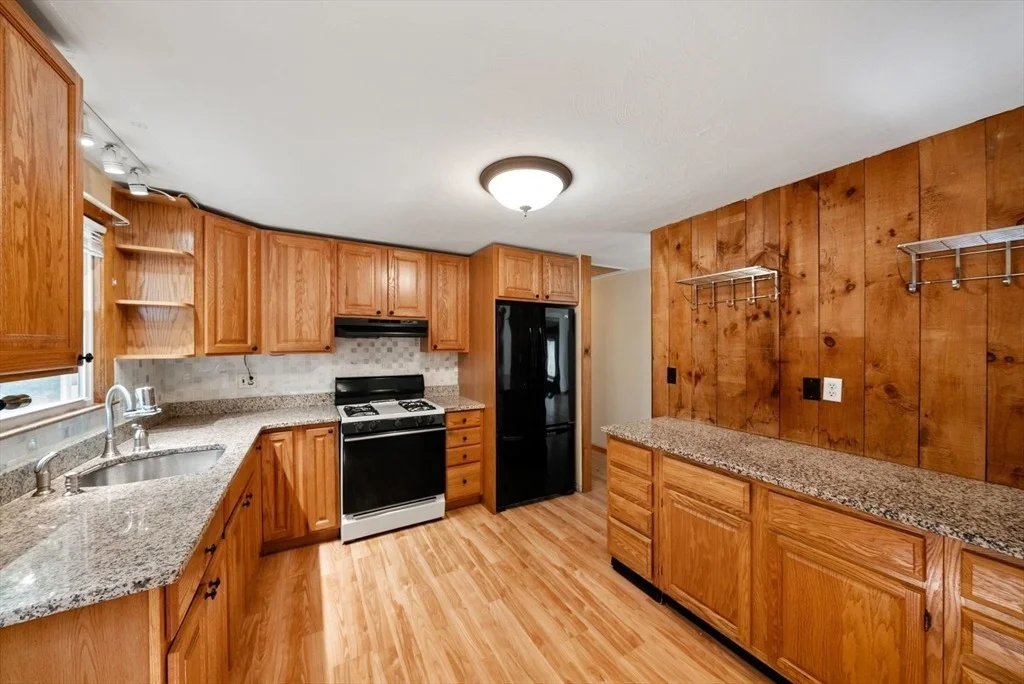 Photo of 52 Richard Rd