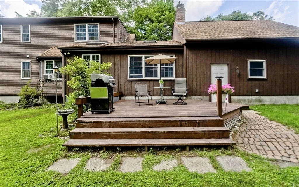 Photo of 4 Caroline Cir