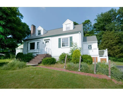 Photo of 3 Savin St