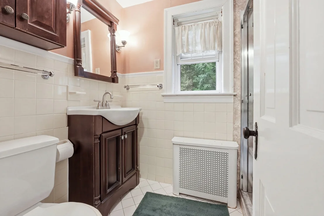 Photo of 153 Lawrence St