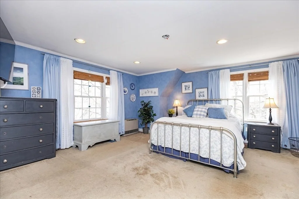 Photo of 23 Beacon St