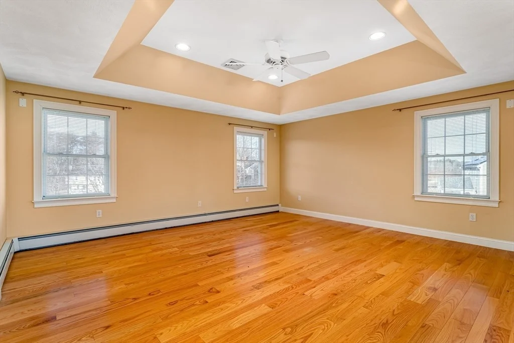 Photo of 4 Madigan Ln