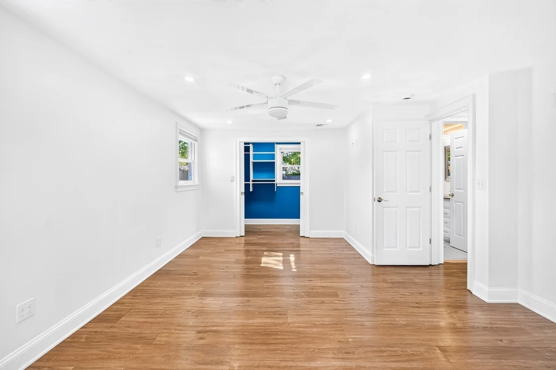Photo of 15 Roger Rd