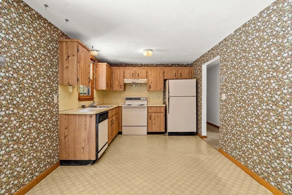 Photo of 16 Birch Dr