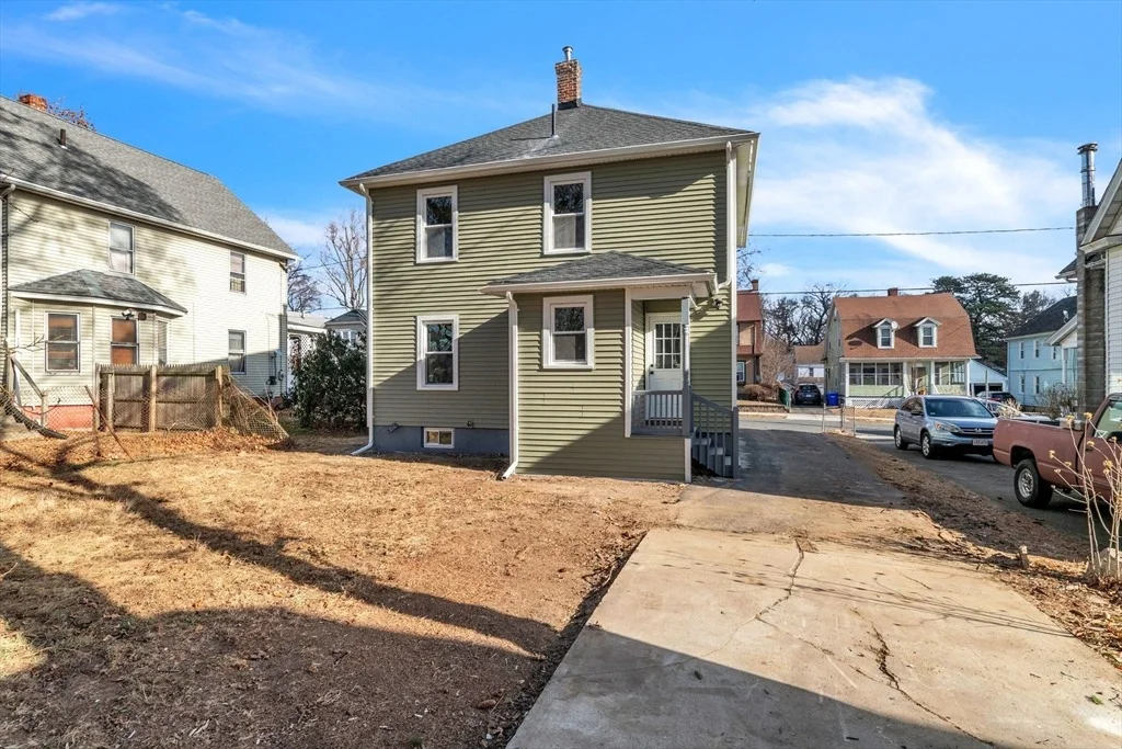 Photo of 124 Bristol St