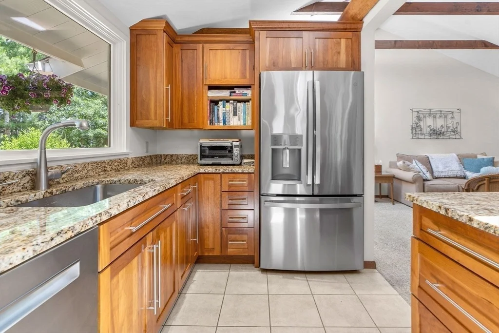 Photo of 261 Fells Pond Road